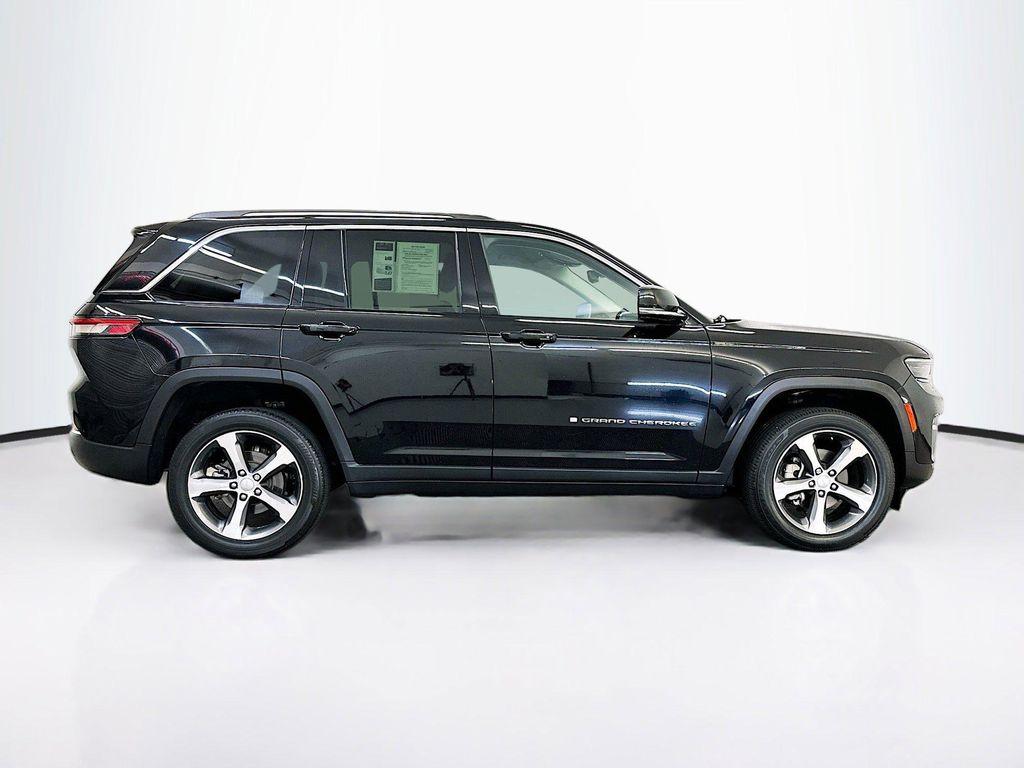 used 2023 Jeep Grand Cherokee car, priced at $30,987