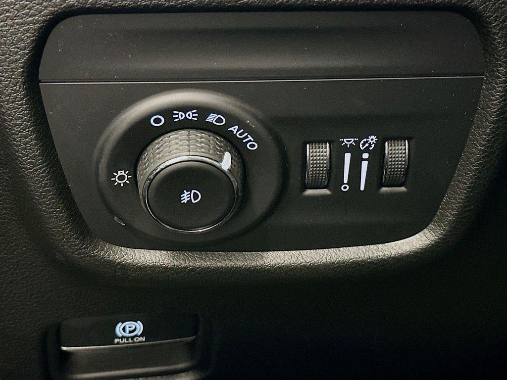 used 2023 Jeep Grand Cherokee car, priced at $30,987