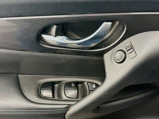 used 2019 Nissan Rogue car, priced at $10,996