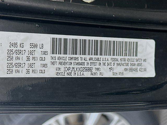 used 2019 Jeep Cherokee car, priced at $16,496