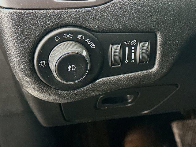 used 2019 Jeep Cherokee car, priced at $16,496