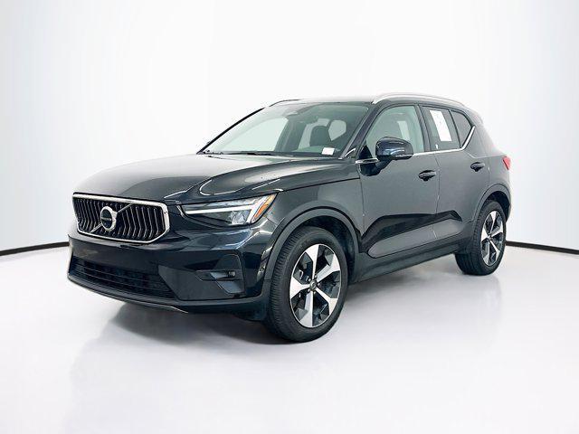 used 2025 Volvo XC40 car, priced at $28,997