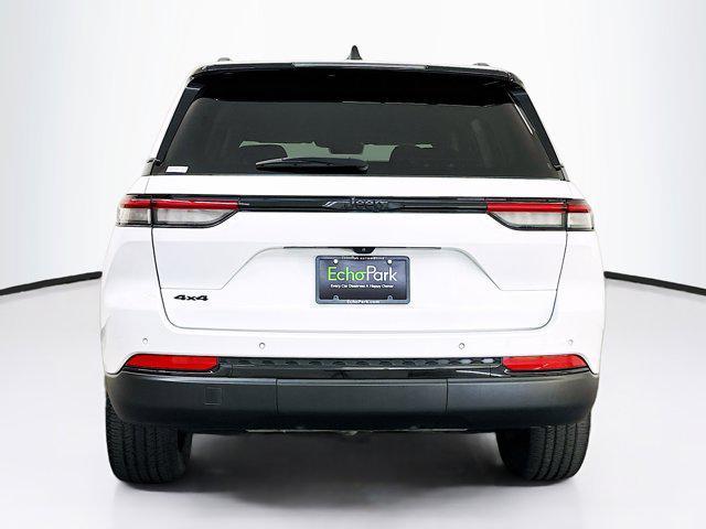 used 2023 Jeep Grand Cherokee car, priced at $28,497