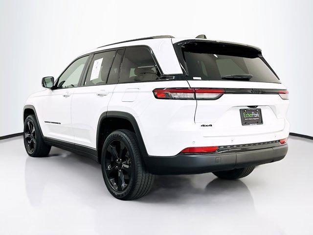 used 2023 Jeep Grand Cherokee car, priced at $28,497