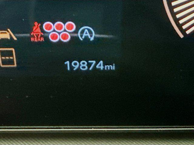 used 2025 Hyundai Santa Fe car, priced at $28,996