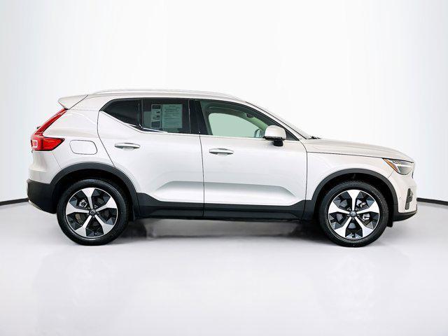 used 2025 Volvo XC40 car, priced at $27,487
