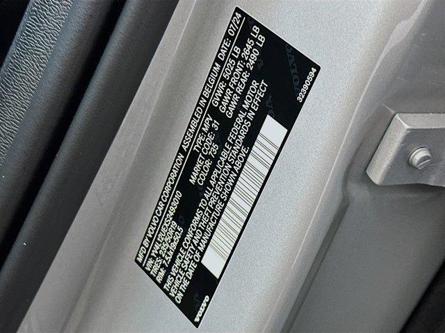 used 2025 Volvo XC40 car, priced at $27,487