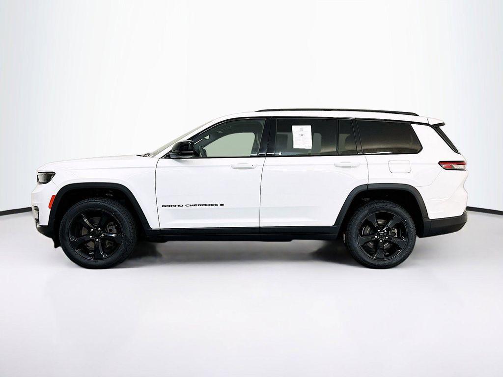 used 2022 Jeep Grand Cherokee L car, priced at $29,197