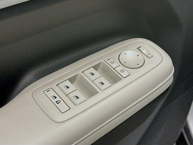 used 2025 Hyundai Santa Fe car, priced at $27,987