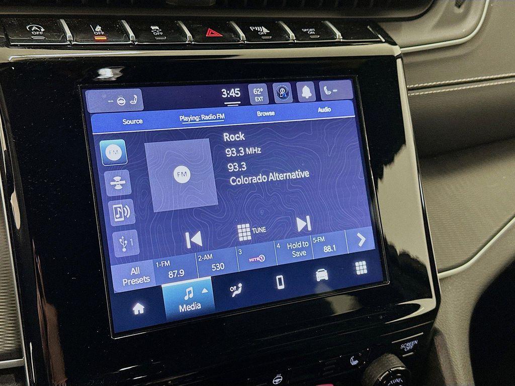 used 2023 Jeep Grand Cherokee L car, priced at $30,996