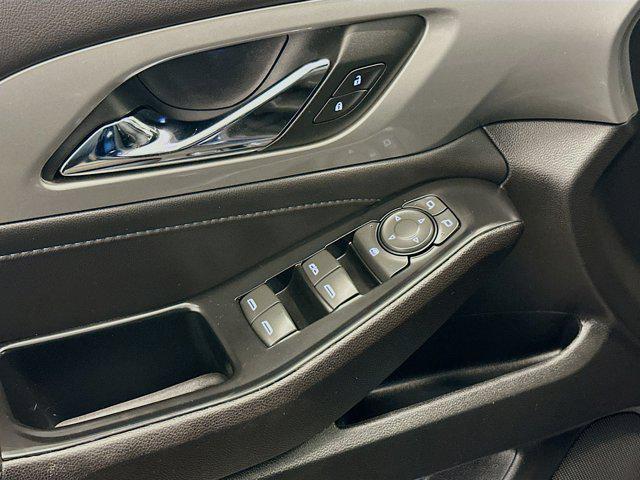 used 2023 Chevrolet Traverse car, priced at $20,397