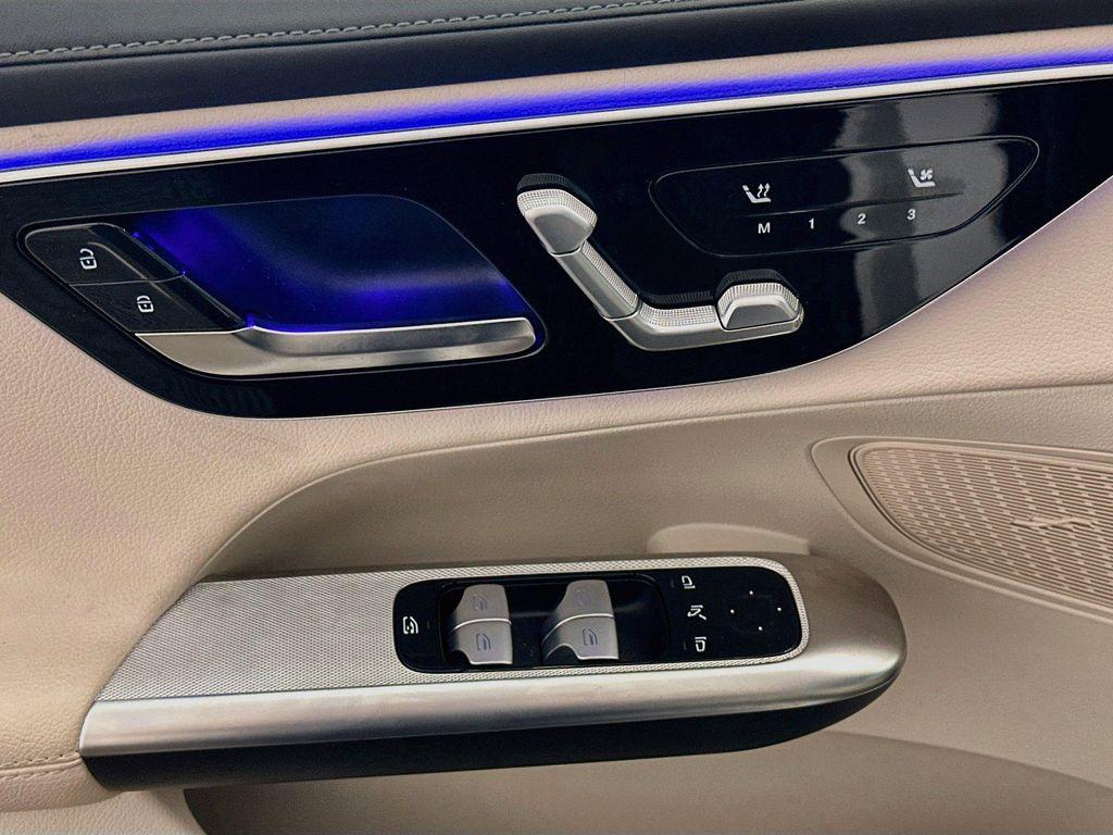 used 2025 Mercedes-Benz GLC 300 car, priced at $41,997