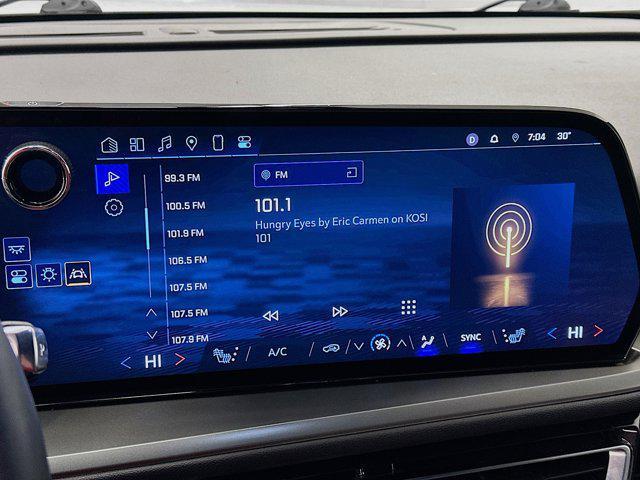 used 2025 Chevrolet Traverse car, priced at $35,496