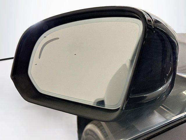 used 2025 Volvo XC40 car, priced at $27,197