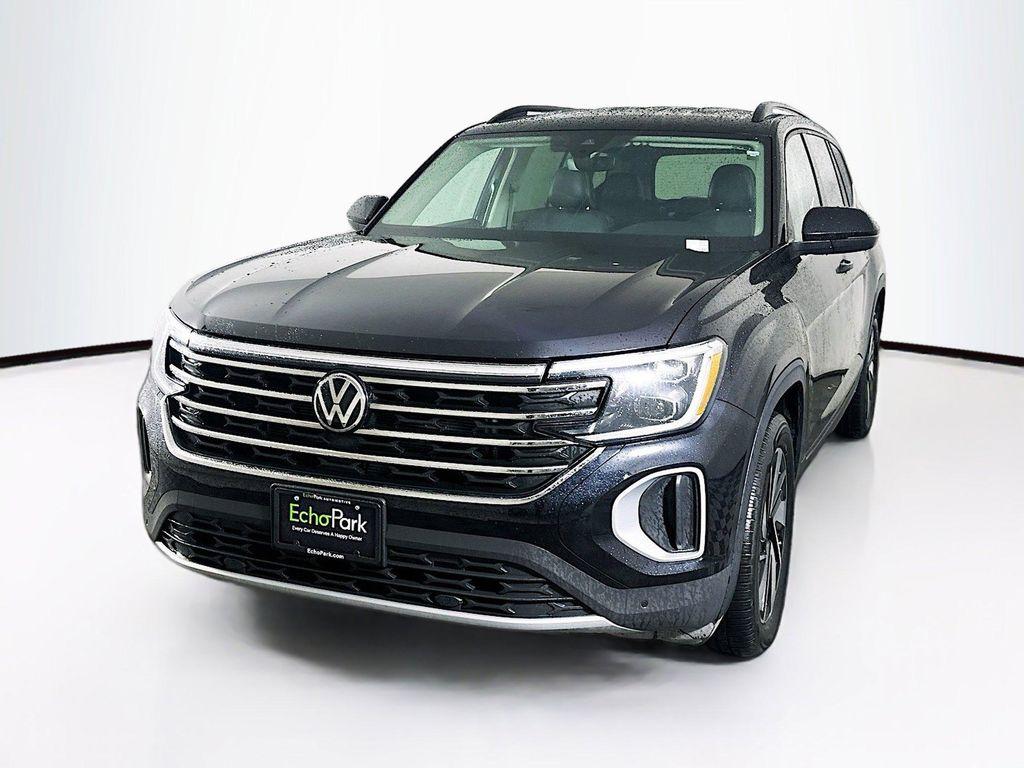 used 2025 Volkswagen Atlas car, priced at $28,697