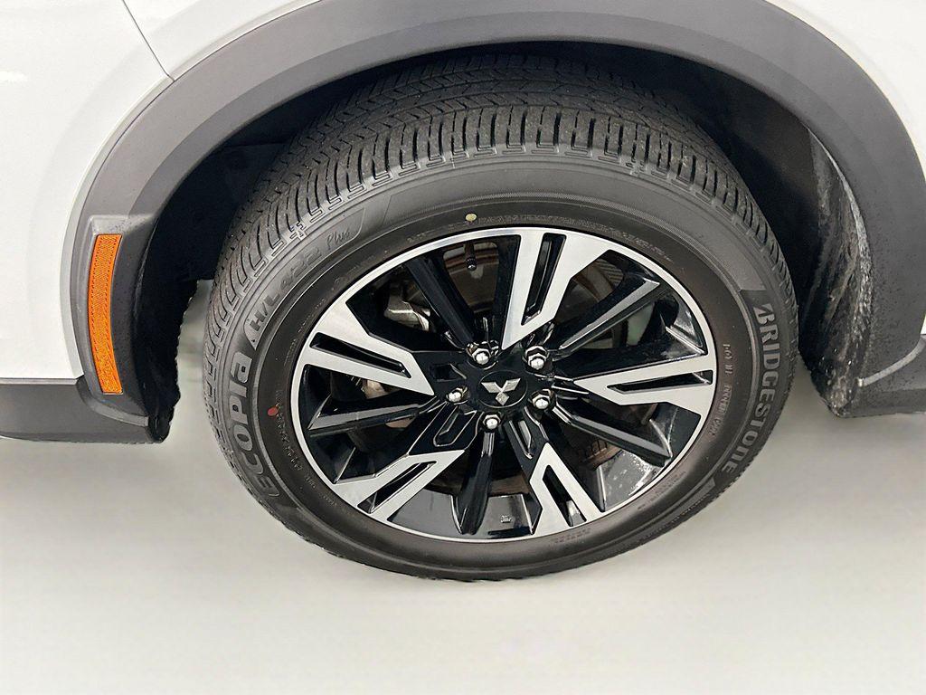 used 2025 Mitsubishi Eclipse Cross car, priced at $19,996