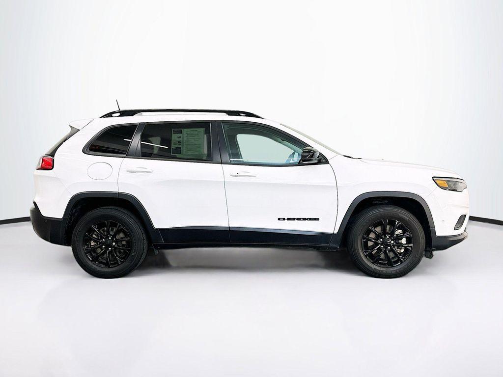 used 2023 Jeep Cherokee car, priced at $20,597