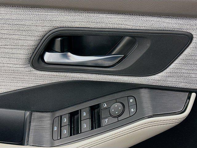 used 2023 Nissan Rogue car, priced at $21,496