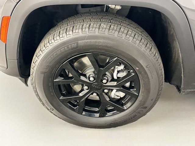used 2024 Jeep Grand Cherokee L car, priced at $30,487