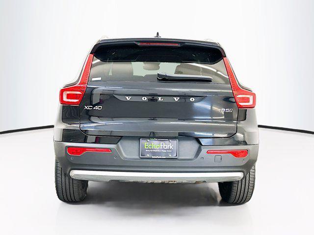 used 2025 Volvo XC40 car, priced at $28,297