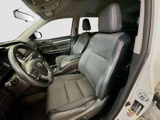 used 2015 Toyota Highlander car, priced at $15,999