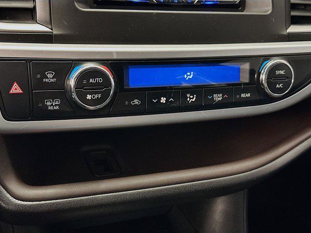 used 2015 Toyota Highlander car, priced at $15,999