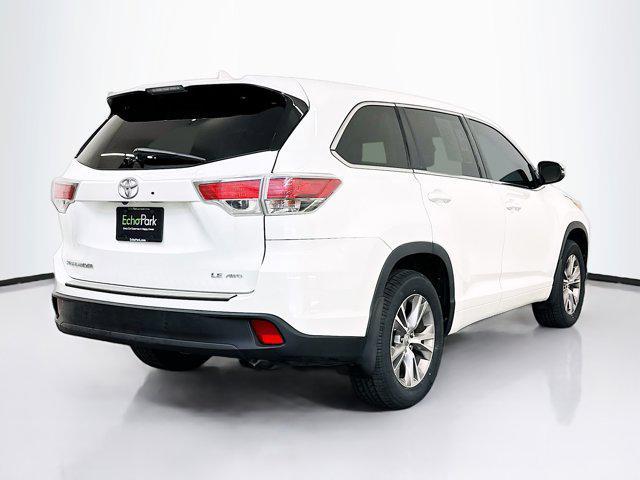 used 2015 Toyota Highlander car, priced at $15,999