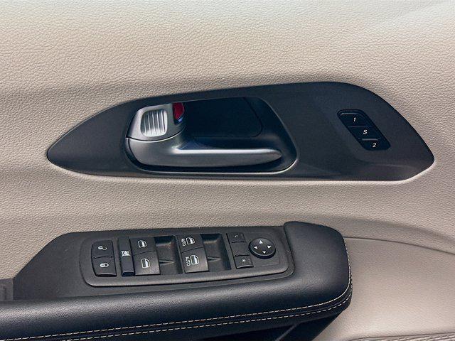 used 2024 Chrysler Pacifica car, priced at $26,497