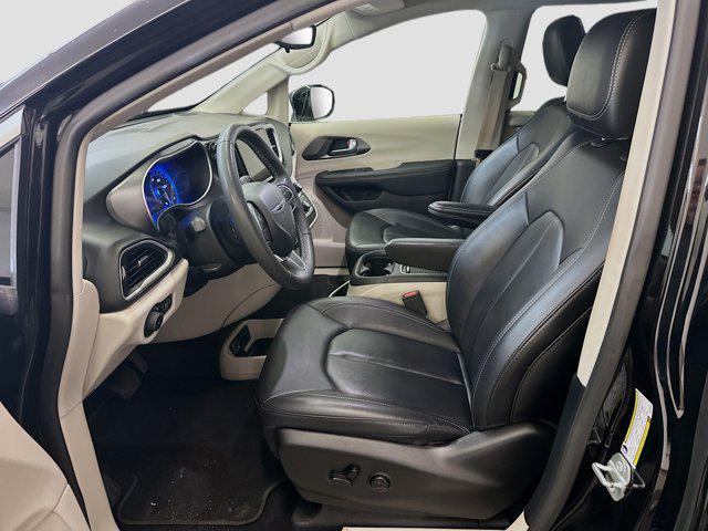 used 2024 Chrysler Pacifica car, priced at $26,497