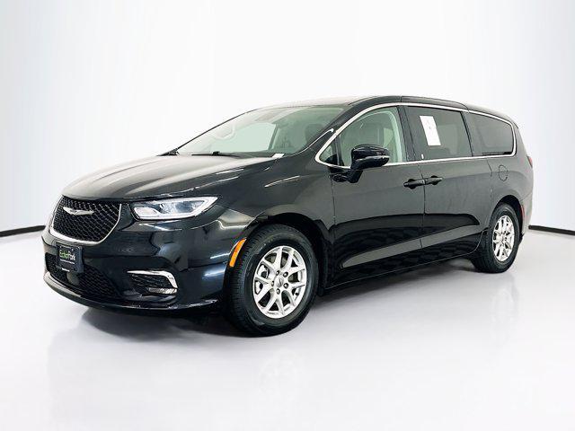 used 2024 Chrysler Pacifica car, priced at $26,497