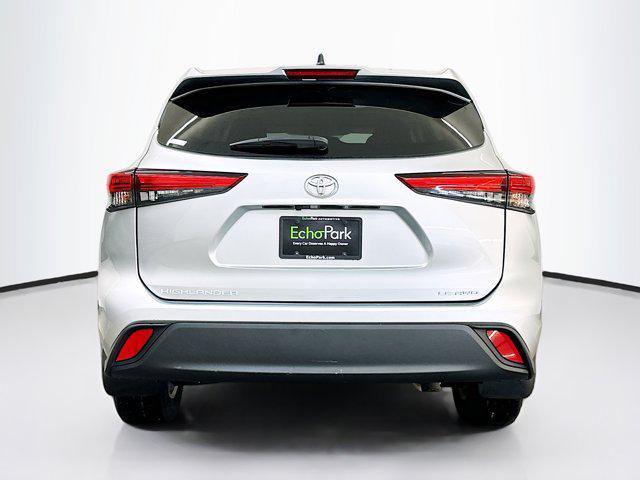 used 2023 Toyota Highlander car, priced at $29,987