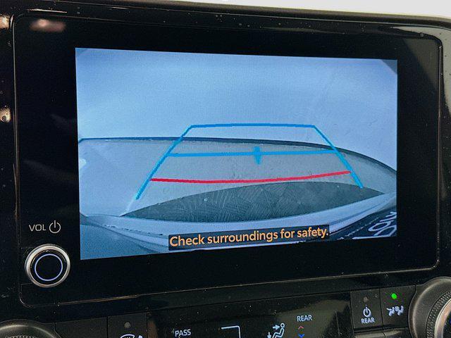 used 2023 Toyota Highlander car, priced at $29,987