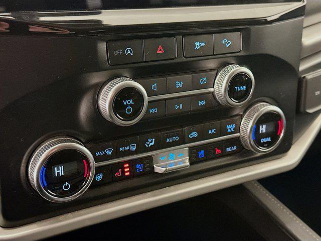 used 2024 Ford Expedition car, priced at $40,487