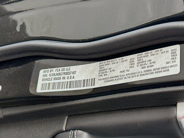 used 2024 Jeep Grand Cherokee L car, priced at $30,987