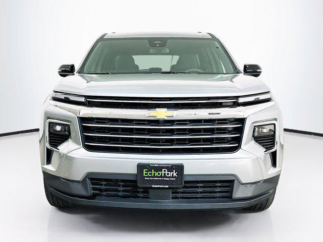 used 2025 Chevrolet Traverse car, priced at $34,487