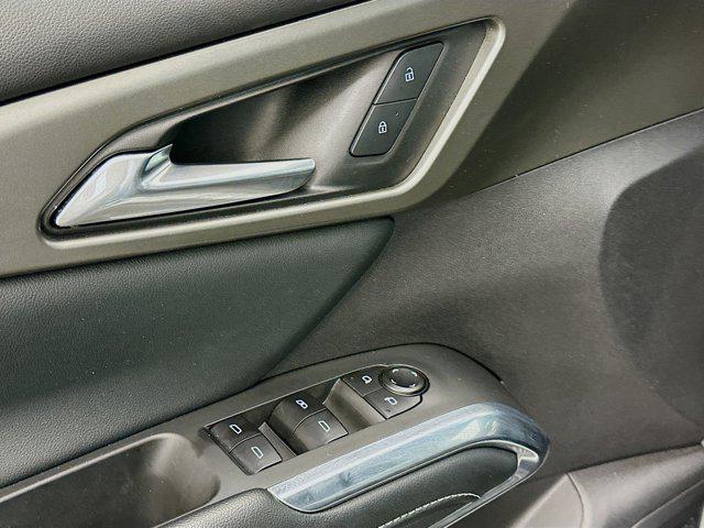 used 2025 Chevrolet Traverse car, priced at $34,487