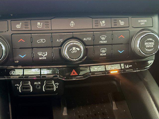 used 2025 Dodge Durango car, priced at $33,987