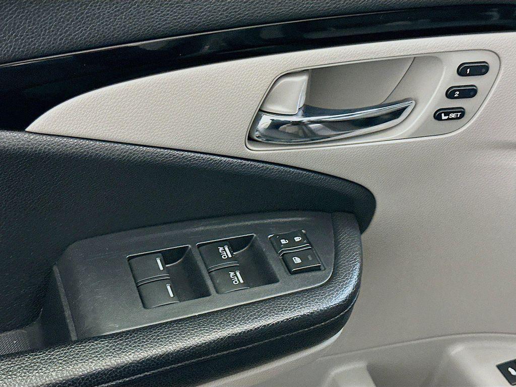 used 2018 Honda Pilot car, priced at $18,996