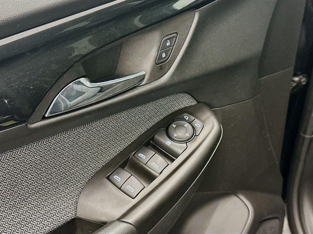 used 2025 Chevrolet TrailBlazer car, priced at $22,997