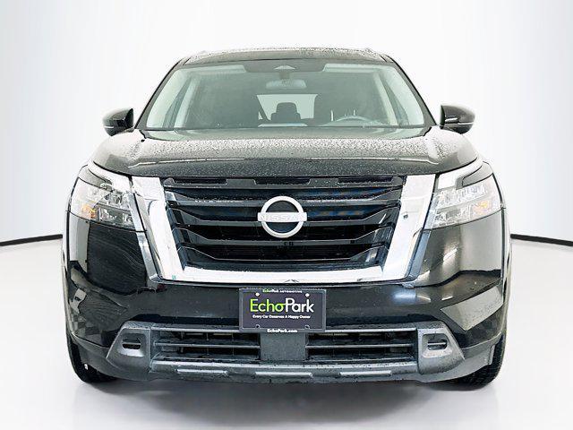 used 2025 Nissan Pathfinder car, priced at $29,987