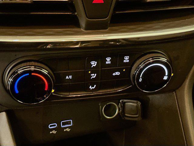 used 2025 Buick Encore GX car, priced at $19,487