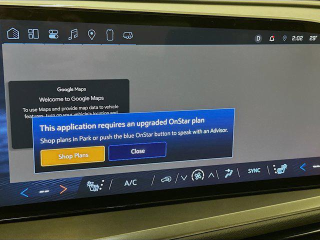 used 2025 Chevrolet Traverse car, priced at $35,496