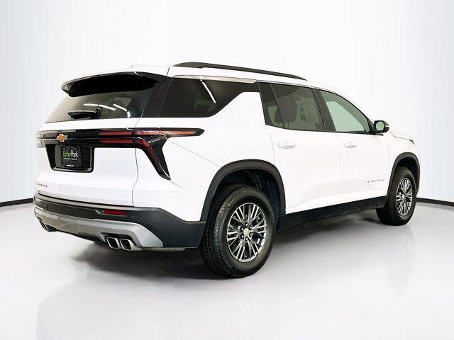used 2025 Chevrolet Traverse car, priced at $35,496