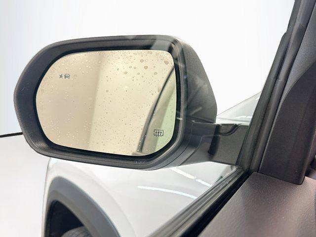 used 2025 Chevrolet Equinox car, priced at $26,237