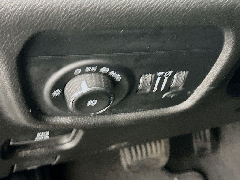 used 2023 Jeep Grand Cherokee L car, priced at $32,996