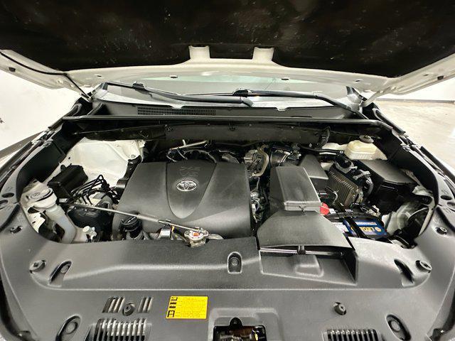 2018 Blizzard Pearl Toyota Highlander