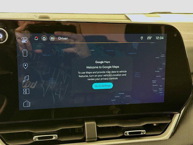 used 2025 Chevrolet Equinox car, priced at $25,996