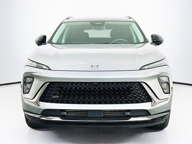 used 2025 Buick Envision car, priced at $28,396