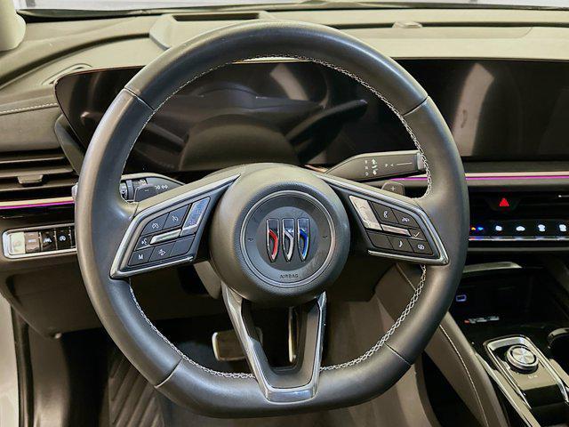 used 2025 Buick Envision car, priced at $28,396