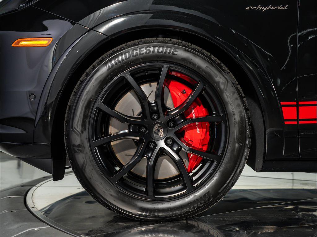 new 2026 Porsche Cayenne car, priced at $181,990